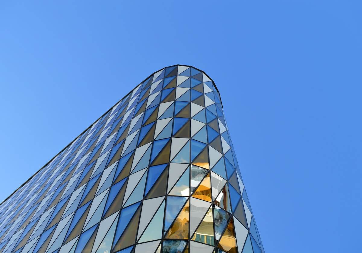 热闻|英超争冠悬念重启！奥赖利双响，曼城2-1纽卡落后榜首阿森纳2分